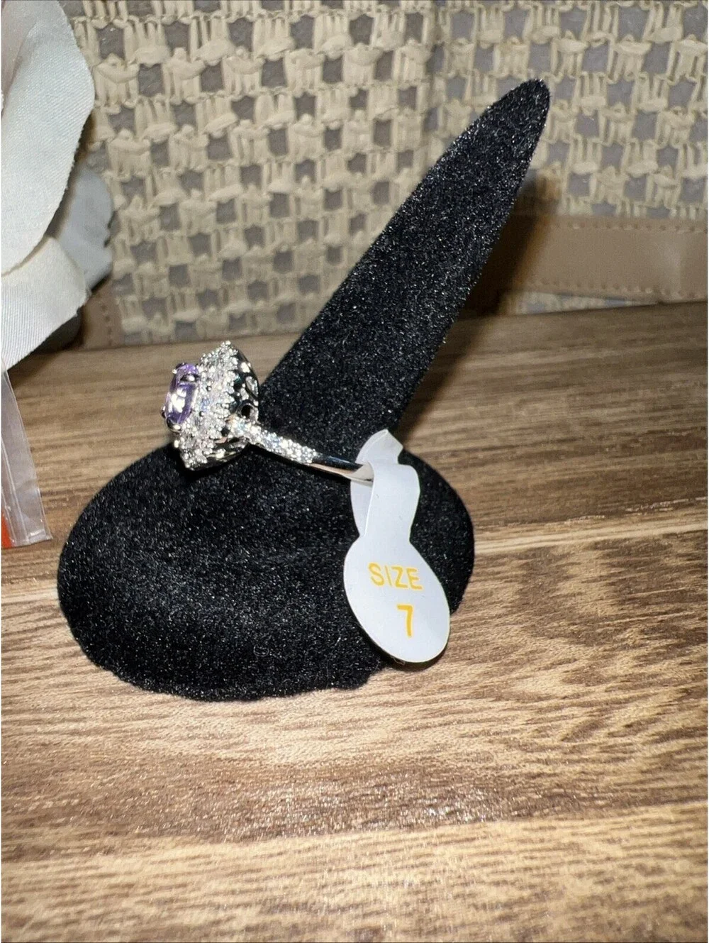 bomb party ring size 7. Light Amethyst.
